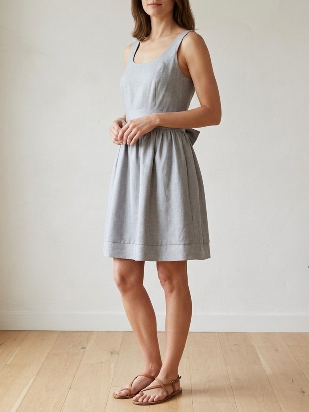New Look Light Gray Sleeveless Scoop-Neck Mini Dress With Bow Size 8
